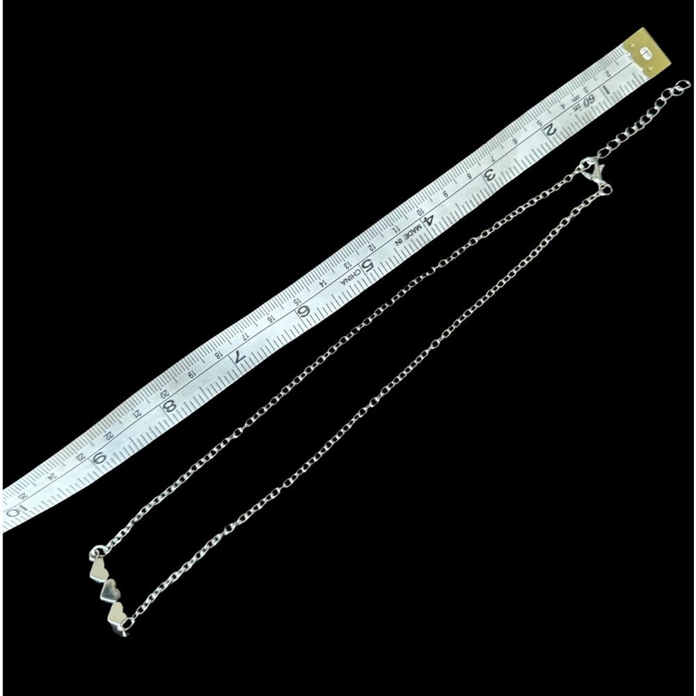 ๐ Silver Necklace Silver Twirls Triple Hrt - Picture 3 of 3